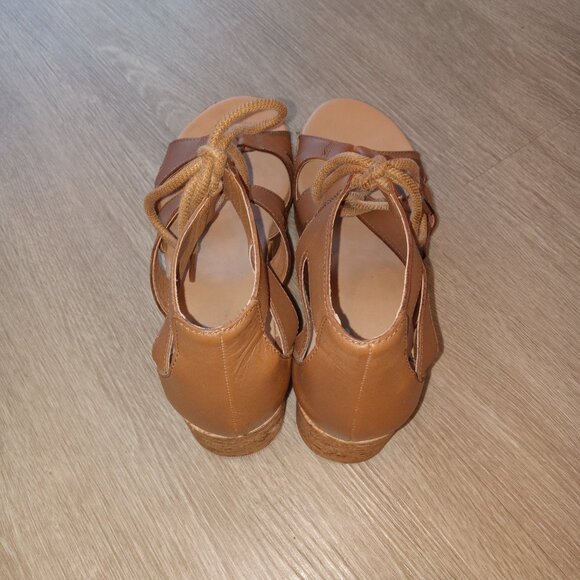 GREAT 8 Brown Gladiator Platform Sandal - Picture 3 of 6